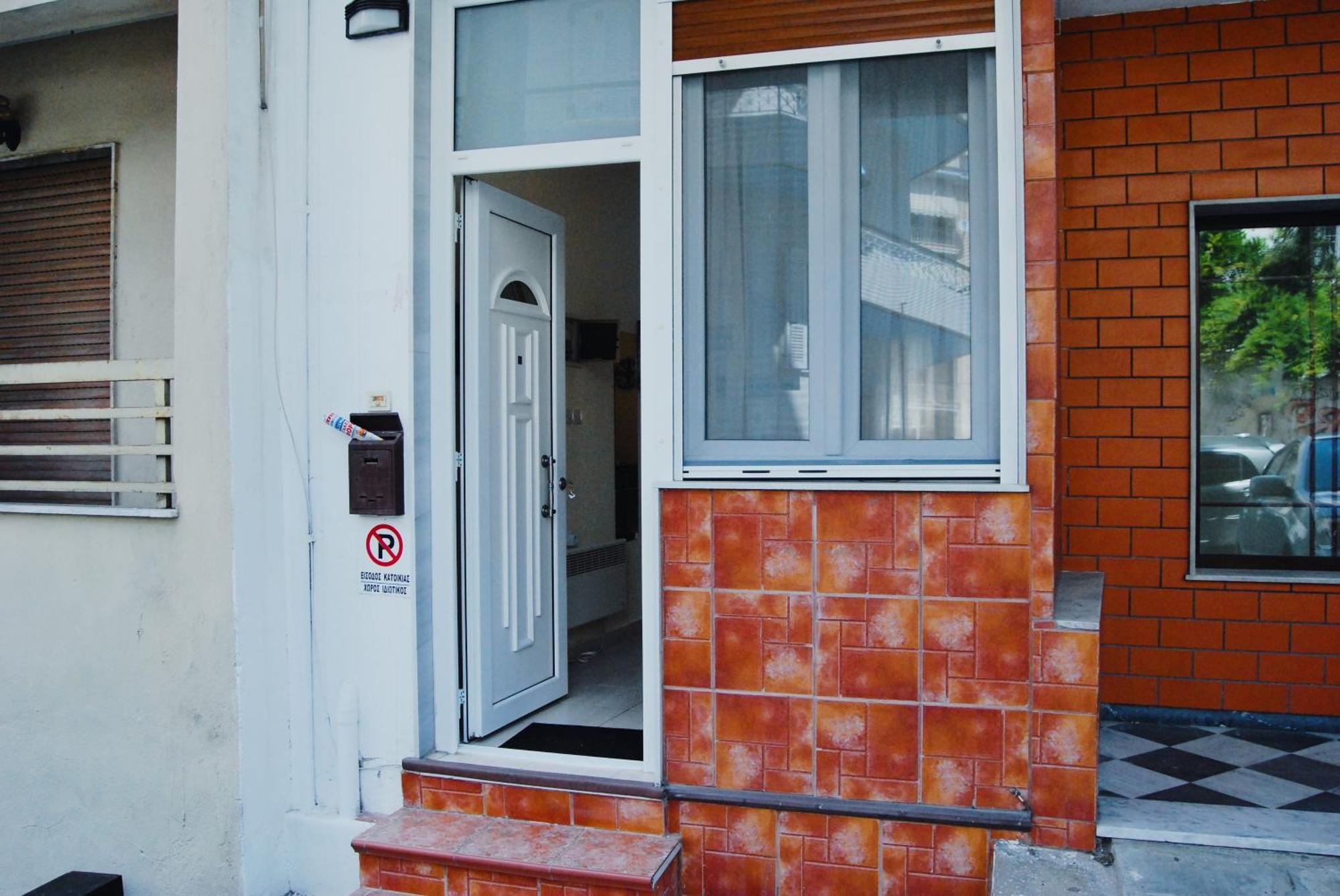 Cosy Studio Down Town Kavála ภายนอก รูปภาพ